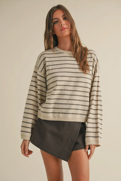 Striped pattern knitted top