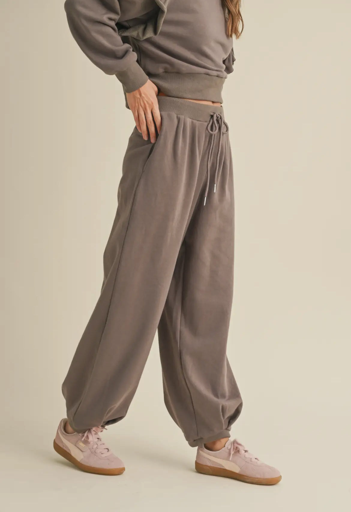 Mocha sweatpants