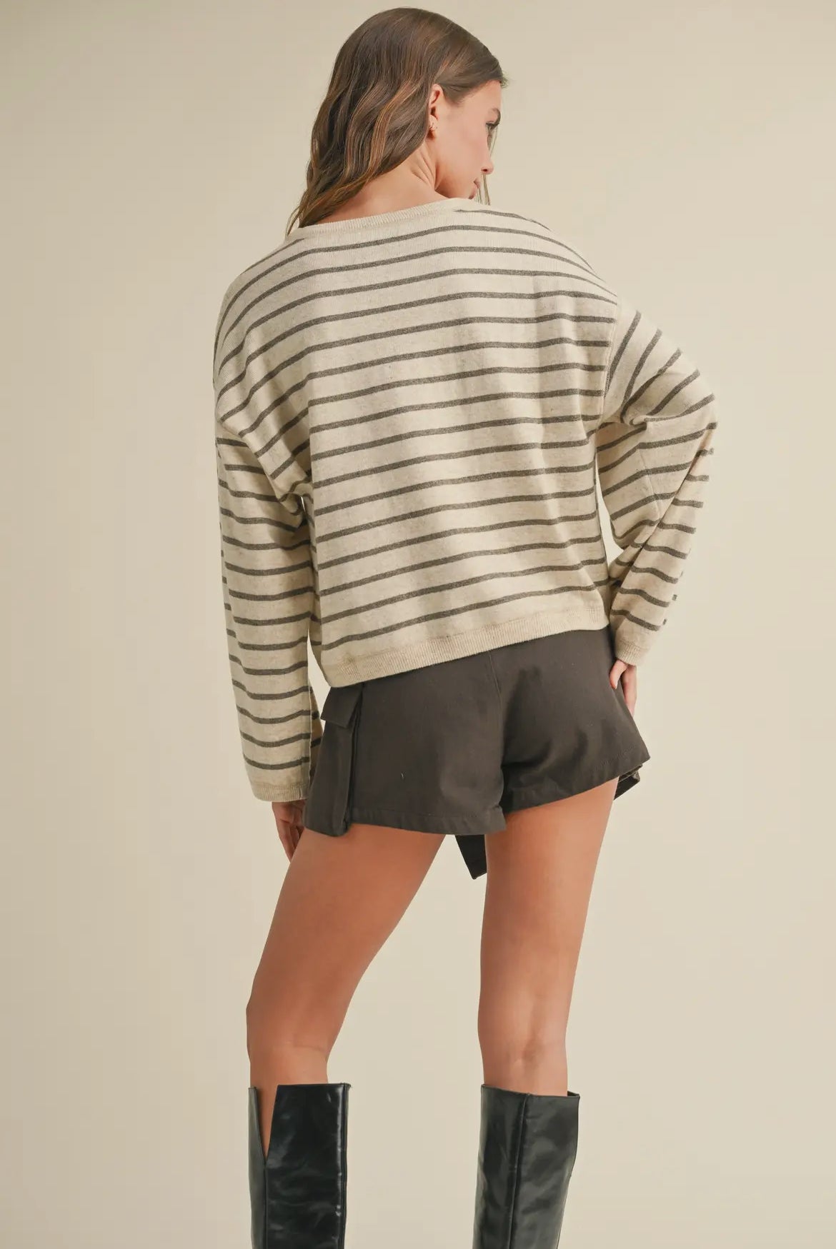 Striped pattern knitted top